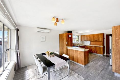 Photo of property in 8 Davidson Crescent, Hornby, Christchurch, 8042