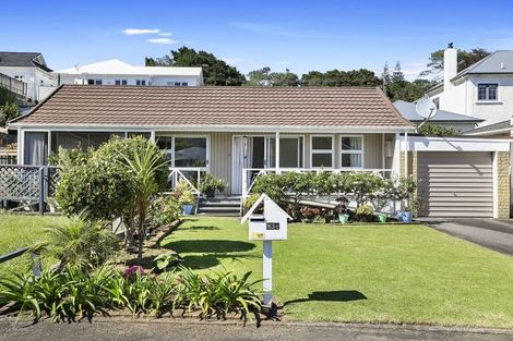 Photo of property in 33c Carrington Street, New Plymouth, 4310