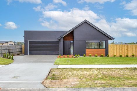 Photo of property in 18 Plover Avenue, Amberley, 7410