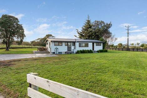 Photo of property in 67 Mosston Road, Castlecliff, Whanganui, 4501