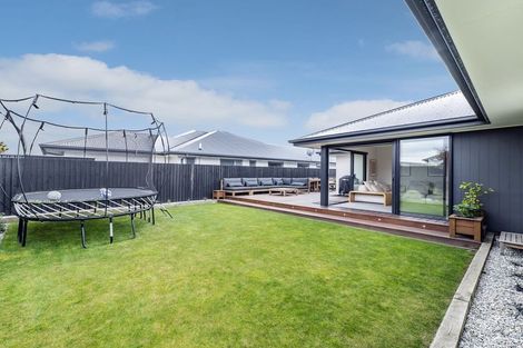 Photo of property in 3 Guyon Street, Marshland, Christchurch, 8083