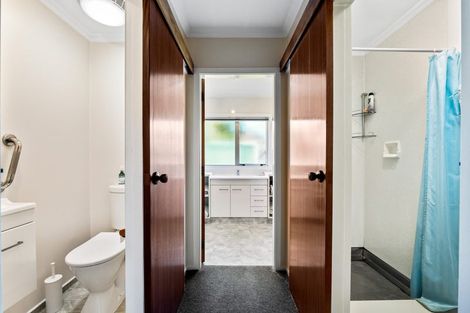 Photo of property in 7 Kamahi Place, Inglewood, 4330