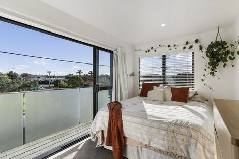 Photo of property in 94a Bay Street, Red Beach, 0932