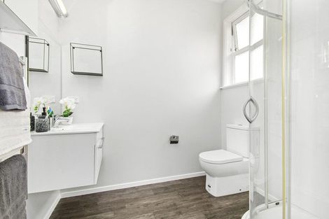 Photo of property in 22 Ngatitoa Street, Tawa, Wellington, 5028