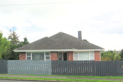 Photo of property in 43 West Coast Road, Glen Eden, Auckland, 0602