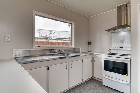 Photo of property in 16b Kilkee Terrace, Flaxmere, Hastings, 4120