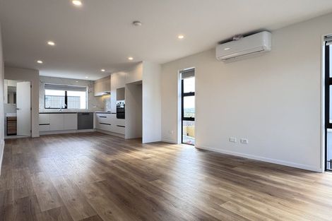 Photo of property in 2/387 Mount Albert Road, Mount Roskill, Auckland, 1041