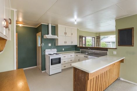 Photo of property in 98 Lethbridge Street, Feilding, 4702
