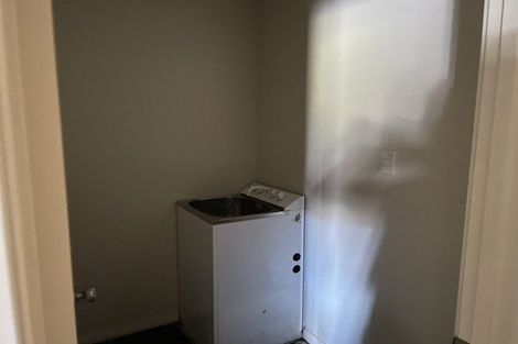 Photo of property in 2 Byblos Place, The Gardens, Auckland, 2105