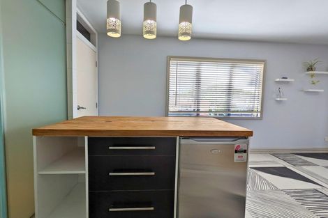 Photo of property in 19 Millstream Drive, Henderson, Auckland, 0610