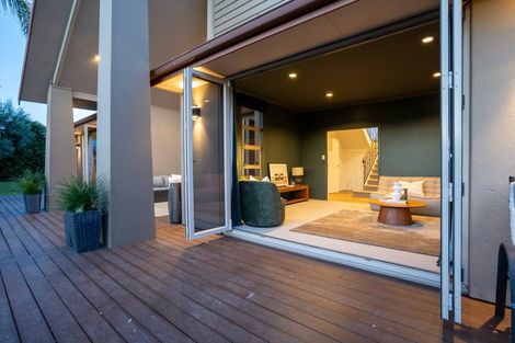 Photo of property in 5 Cooper Crescent, Cambridge, 3434