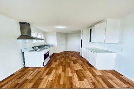 Photo of property in 3 Addison Drive, Glendene, Auckland, 0602