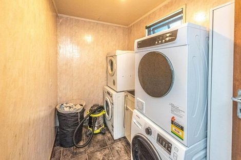 Photo of property in 5 Caversham Road, Westmere, Whanganui, 4501