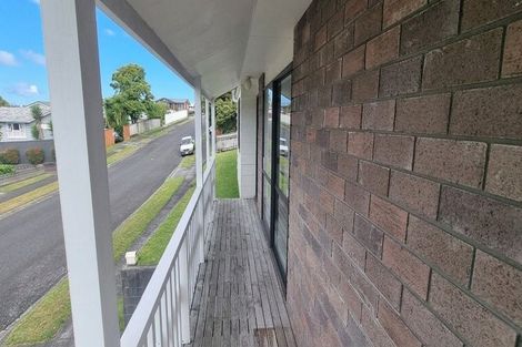 Photo of property in 4 Mayfair Place, Westown, New Plymouth, 4310