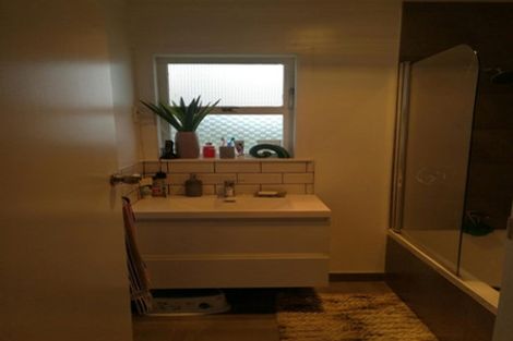 Photo of property in 175 Clevedon Road, Papakura, 2110