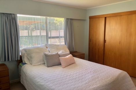 Photo of property in 16a Hornsby Street, Carterton, 5713