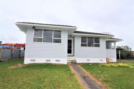 Photo of property in 1 Serrano Place, Clover Park, Auckland, 2023