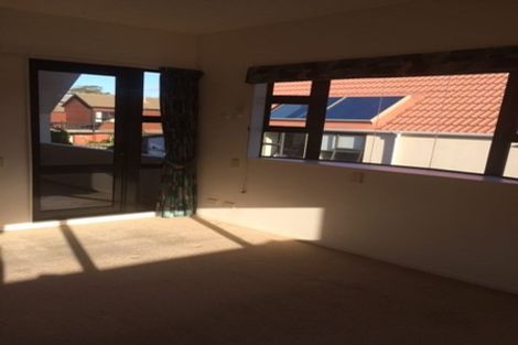 Photo of property in 144d Karori Road, Karori, Wellington, 6012