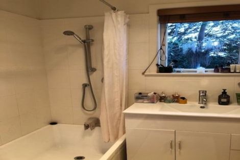 Photo of property in 2 Aragon Avenue, Glendowie, Auckland, 1071