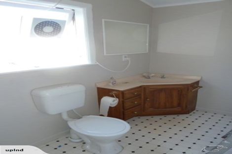 Photo of property in 10 Levy Street, Mount Victoria, Wellington, 6011