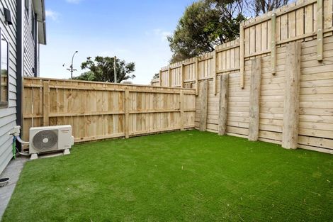 Photo of property in 1c Pembroke Street, Tawa, Wellington, 5028