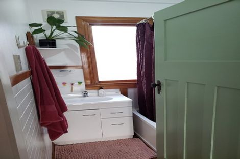 Photo of property in 18 Princes Street, Fitzroy, New Plymouth, 4312