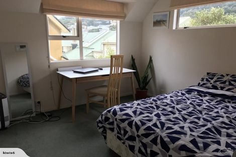 Photo of property in 3/60 Pirie Street, Mount Victoria, Wellington, 6011