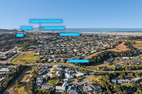 Photo of property in 2 Taimoana Close, Mangawhai Heads, Mangawhai, 0505