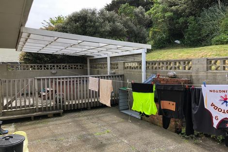 Photo of property in 10 Lomita Road, Johnsonville, Wellington, 6037