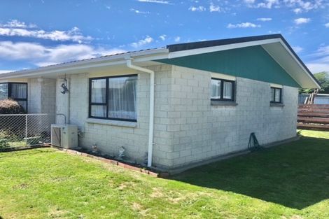Photo of property in 16a Hornsby Street, Carterton, 5713