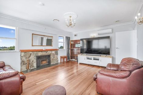 Photo of property in 107 Tuhikaramea Road, Dinsdale, Hamilton, 3204