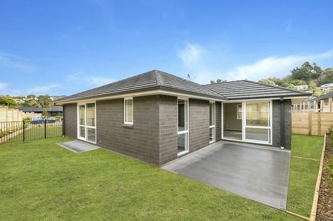 Photo of property in 8 Martingale Drive, Whitby, Porirua, 5024