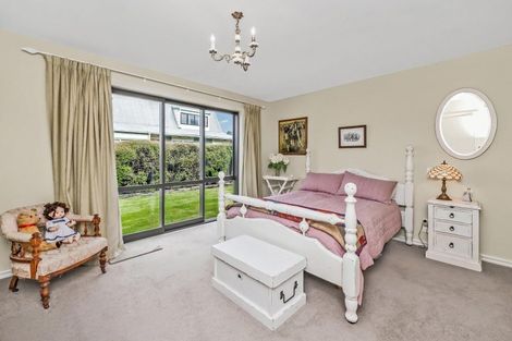 Photo of property in 40 Church Street, Oxford, 7430