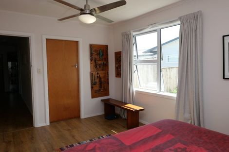 Photo of property in 46 Kaitawa Crescent, Paraparaumu, 5032