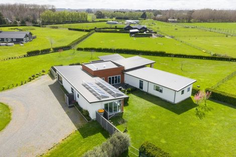 Photo of property in 171 Oroua Road, Kairanga, Palmerston North, 4475