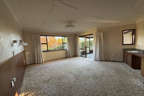 Photo of property in 47 Hunter Crescent, Wanaka, 9305