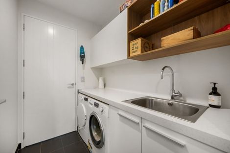 Photo of property in 71 Infinity Drive, Wanaka, 9305