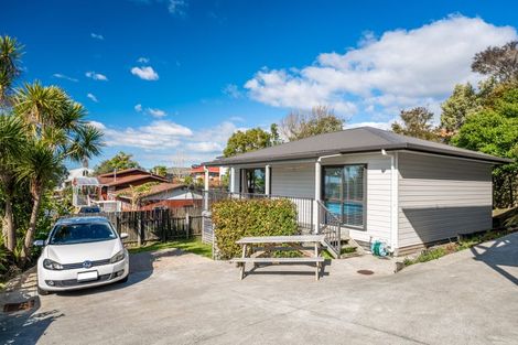 Photo of property in 176 Sturges Road, Henderson, Auckland, 0612