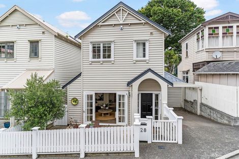 Photo of property in 28 Goring Street, Thorndon, Wellington, 6011