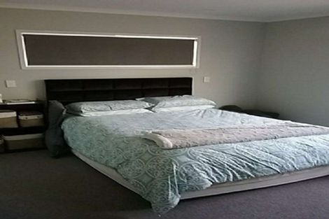 Photo of property in 330 Grenada Street, Papamoa Beach, Papamoa, 3118