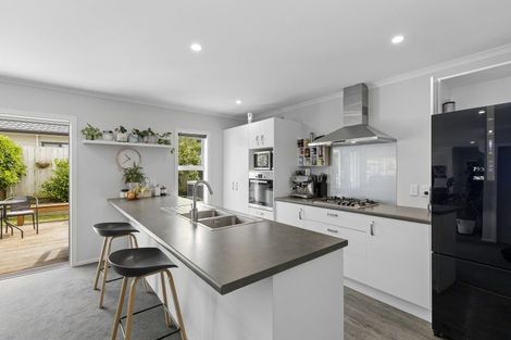 Photo of property in 38 Brian Morgan Terrace, Wainuiomata, Lower Hutt, 5014