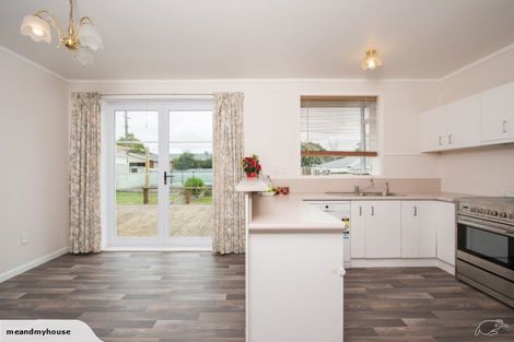 Photo of property in 77 Vardon Road, St Andrews, Hamilton, 3200