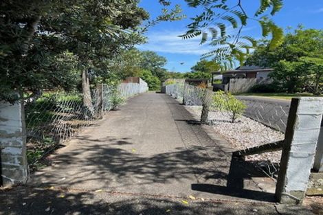 Photo of property in 2/25 De Quincey Terrace, Highland Park, Auckland, 2010