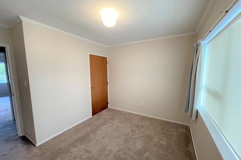 Photo of property in 2 Aitchison Place, Levin, 5510