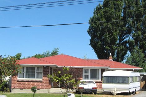 Photo of property in 16 Vancouver Crescent, Wainoni, Christchurch, 8061