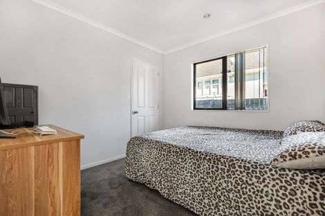 Photo of property in 45a Porchester Road, Papakura, 2110