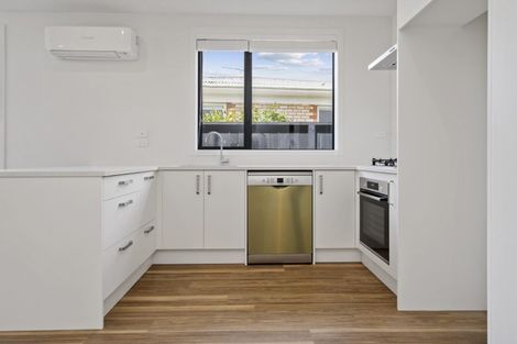 Photo of property in 1/17 Tudor Crescent, Chedworth, Hamilton, 3210