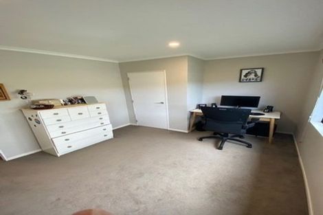 Photo of property in 3a Duncan Street, Tawa, Wellington, 5028