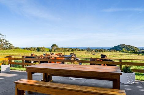 Photo of property in 1202 Frankley Road, Hurworth, New Plymouth, 4371