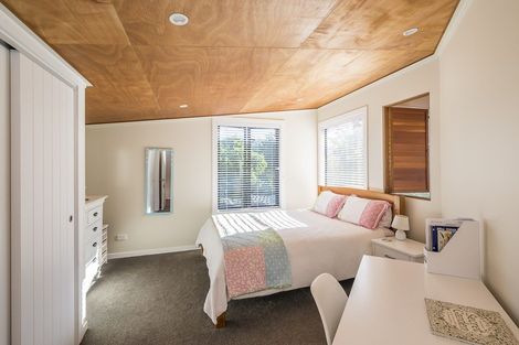 Photo of property in 35b Wharemauku Road, Raumati Beach, Paraparaumu, 5032